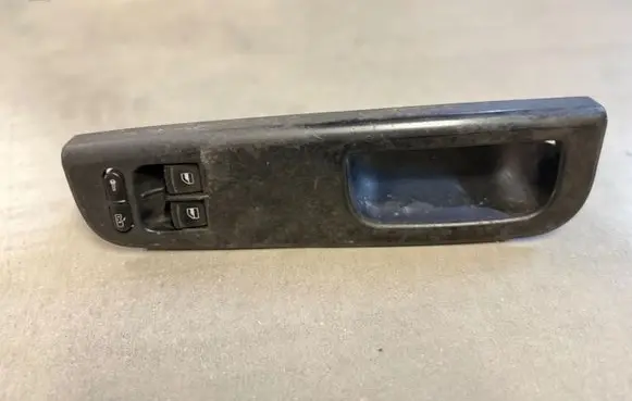 Volkswagen Golf IV Front door window switch trim 1J3959857