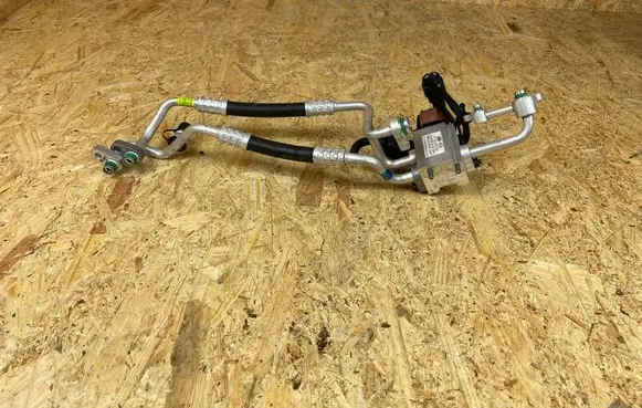 Hyundai Kona I Other air conditioning (A/C) parts 97725K4100