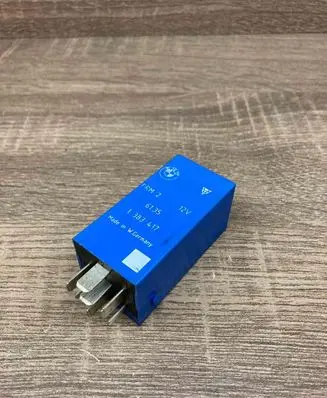 BMW 5 E39 Other relay 1383417