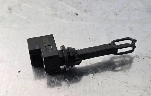 Interior temperature sensor