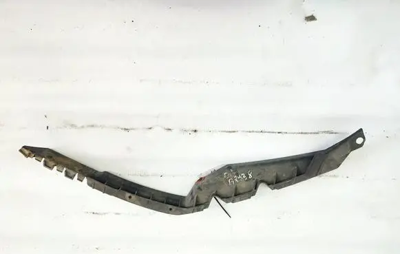 Skoda Octavia Mk2 (1Z) Front bumper mounting bracket 001011188001