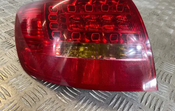 Audi A6 S6 C6 4F Rear/tail lights 4F9945095B