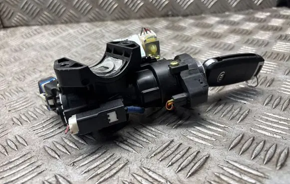 KIA Optima Ignition lock 39A612
