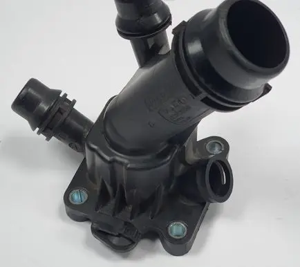 Volvo V70 Thermostat housing 31293556