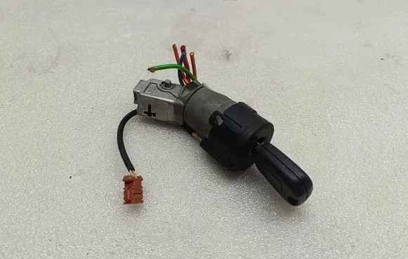 Citroen Berlingo Ignition lock 9663123280