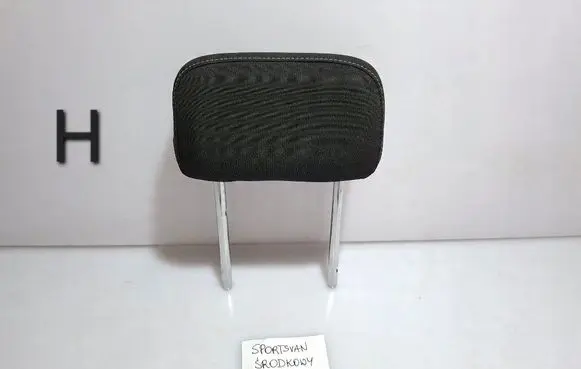 Volkswagen Golf Sportsvan Rear seat headrest 