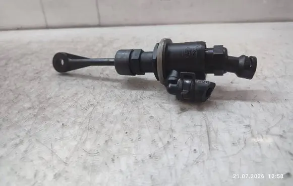 KIA Ceed Other engine bay part