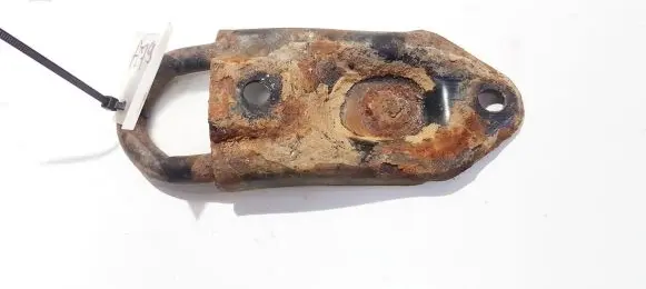 Toyota Corolla Verso AR10 Towing hook eye 