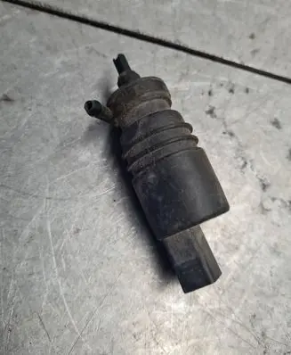 Audi A6 S6 C5 4B Windscreen/windshield washer pump PA6GBGF30