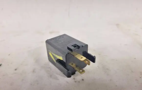 Hyundai i30 Other relay 9555039000 21X215112 3212812711