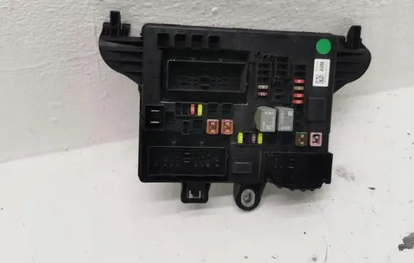Opel Insignia A Comfort/convenience module 22737770