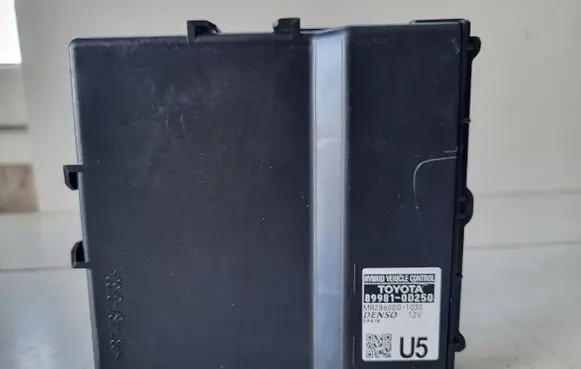 Toyota Yaris XP210 Other control units/modules 899810D250
