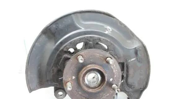 Toyota Auris E180 Front wheel hub