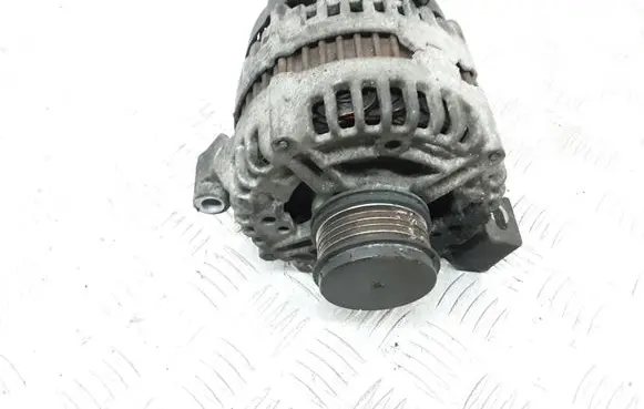 Volvo V50 Generator/alternator 30773111