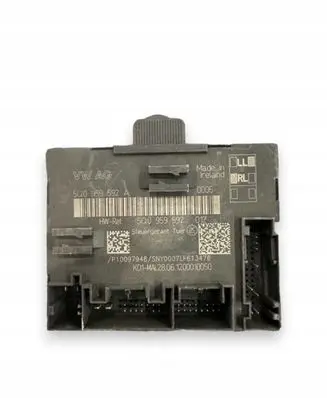 Audi A3 S3 8V Door control unit/module 5Q0959592A