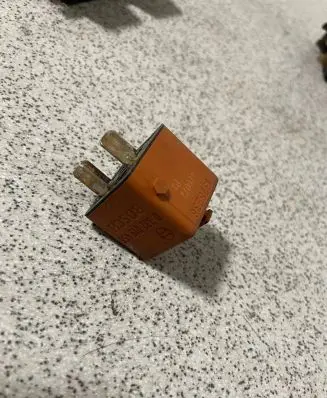 BMW 5 E39 Other relay 0332019456