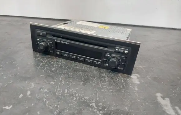 Audi A4 S4 B6 8E 8H Radio/CD/DVD/GPS head unit 8E0035186J