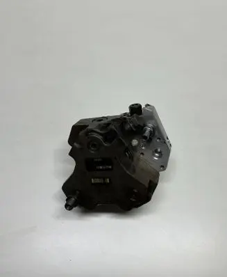 BMW X5 E70 Fuel injection high pressure pump 0445010146 7798333
