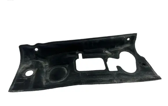 Peugeot 3008 II Other engine bay part 9800107580