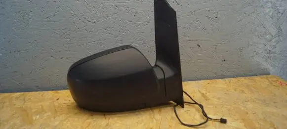 Mercedes-Benz Vito Viano W639 Front door electric wing mirror 