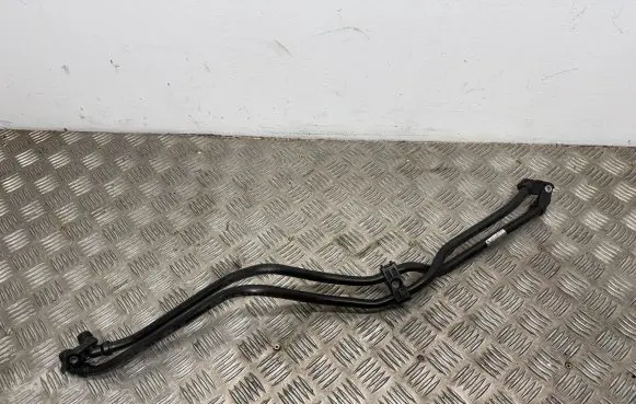 Gearbox oil cooler pipe/hose
