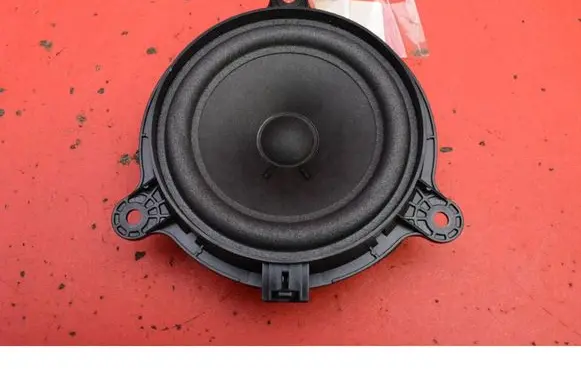 Mazda MX-5 NA Miata Subwoofer speaker D10F66960