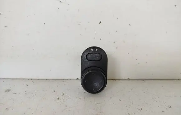 Opel Zafira A Wing mirror switch 09226861 0163T