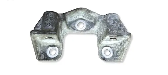 Mercedes-Benz B W247 Engine mounting bracket A6082200100