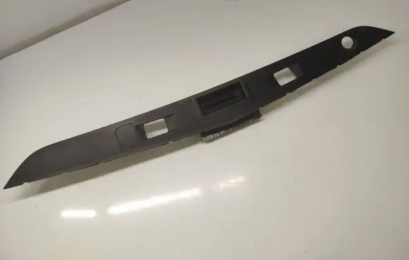 Mercedes-Benz E W212 Trunk door license plate light bar A2127400793