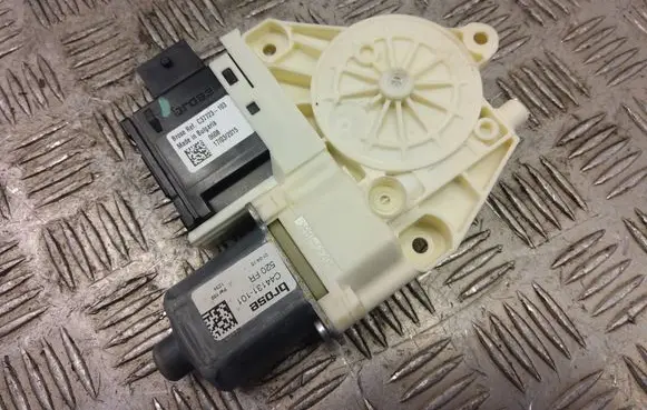 Jeep Renegade Front door window regulator motor 0130822664