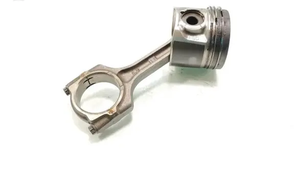 Honda Accord Piston with connecting rod 