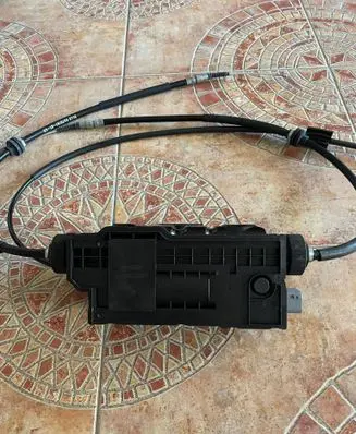 BMW X6 F16 Hand brake control module 34436868514 34436864546 34436882007