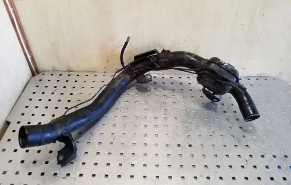 Toyota Avensis Verso Intercooler hose/pipe