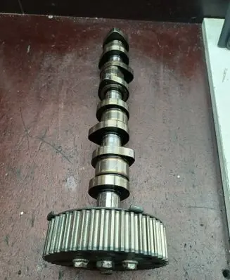 Volkswagen PASSAT B6 Camshaft pulley/ VANOS 038109111E