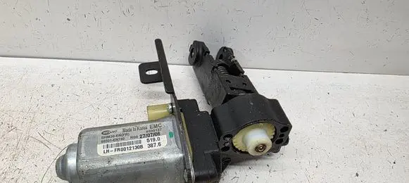 Hyundai Santa Fe Seat adjustment motor 88501EN740
