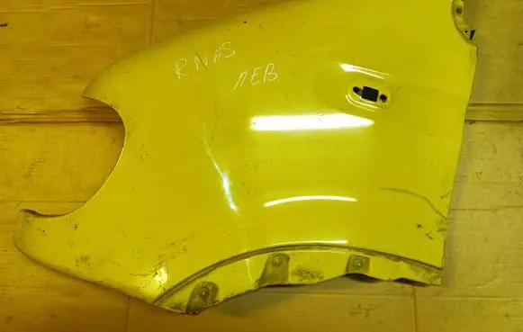 Renault Master II Fender