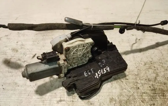 BMW 7 E65 E66 Front door soft close latching motor 7028908 41023061