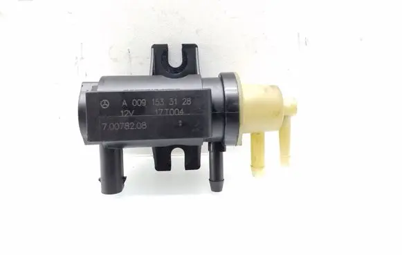 Mercedes-Benz C W205 Turbo solenoid valve A0091533128 70078208