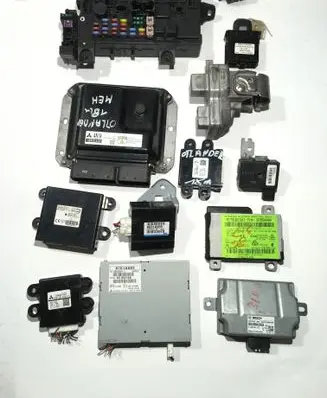 Mitsubishi Outlander Engine ECU kit and lock set 1860C539 4N14 275700628