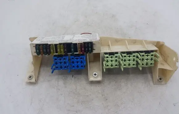 BMW X5 E53 Fuse module 61138383720 8383720