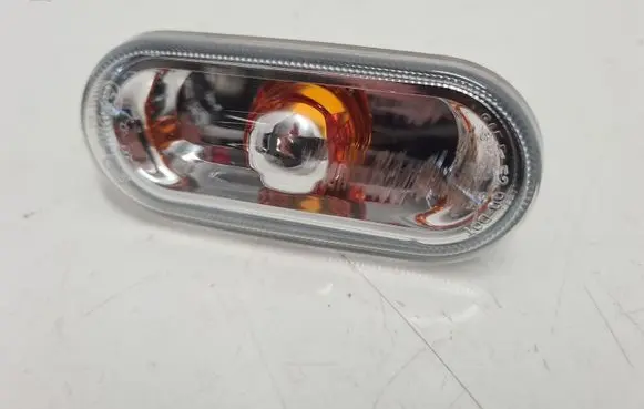 Volkswagen Caddy Front fender indicator light 2K0949117B