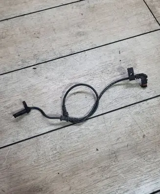 Mercedes-Benz E C207 W207 ABS brake wheel speed sensor A2079057701