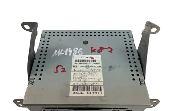 Mitsubishi ASX Radio/CD/DVD/GPS head unit 8701A352