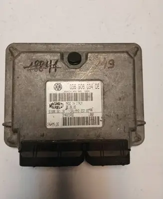 Volkswagen Polo V 6R Engine control unit/module 036906034DE 6160068110 3Y40D5R8D