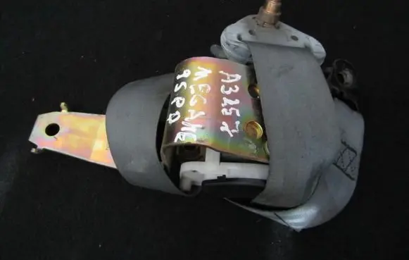 Renault Megane I Front seatbelt b504150ac14