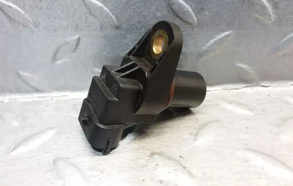 Mercedes-Benz S W221 Camshaft speed sensor A0051531328 0051531328