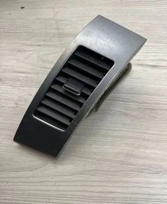 Mitsubishi Outlander Dash center air vent grill 8030A014ZZ GN71114270