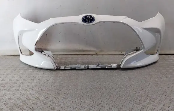 Toyota Yaris XP210 Front bumper 52119K0050 52119K0060