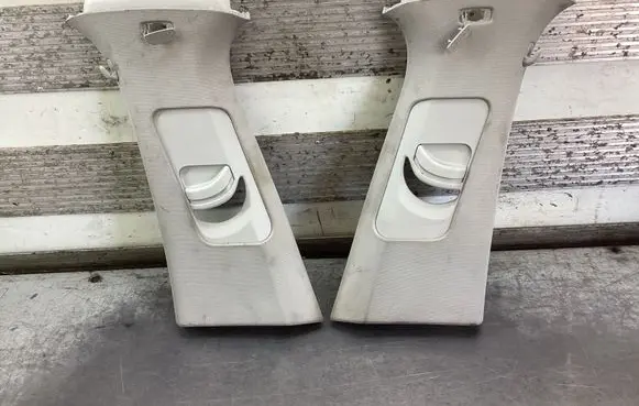 Skoda Superb B8 (3V) (B) pillar trim (bottom) 3V0867243A 3V0867244A