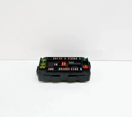 BMW 4 F32 F33 Fuse module 9337879